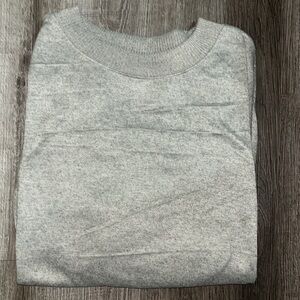💜Cozy Gray Knit top NWT